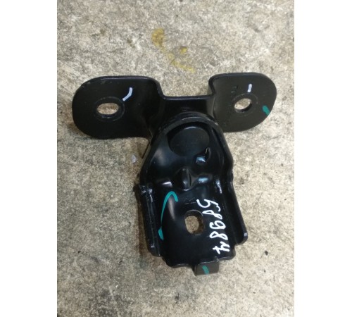 Кронштейн Сидения задний правый