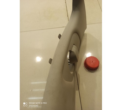 Обшивка центральной стойки (правая)