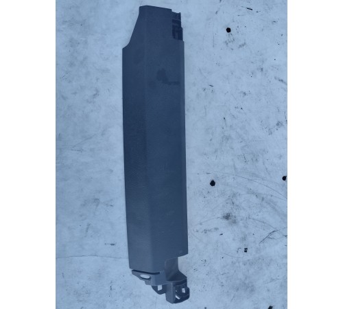 Накладка сиденья (передняя левая)