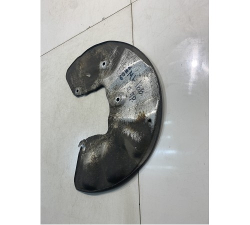 Защита тормозного диска (передняя, правая)