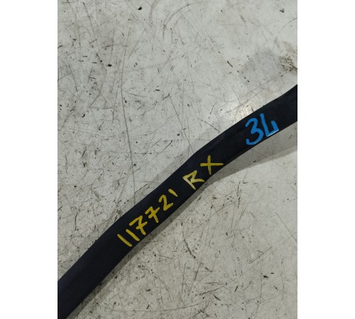 Уплотнитель двери задний левый