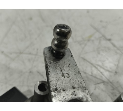 Моторчик стеклоочистителя передний