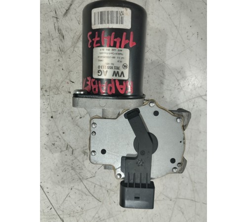 Моторчик стеклоочистителя передний