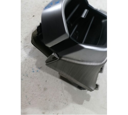 Воздушный дефлектор левый