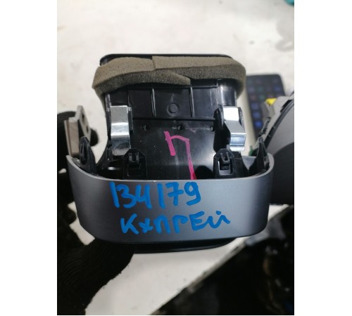 Воздушный дефлектор левый