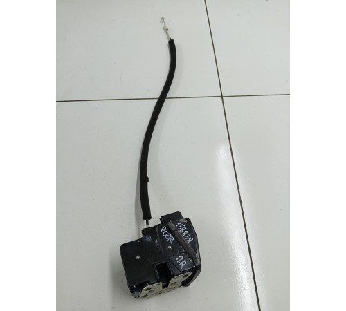 Замок двери передний правый