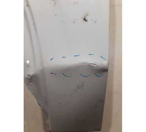 Крыло переднее левое