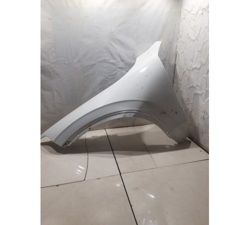 Крыло переднее левое