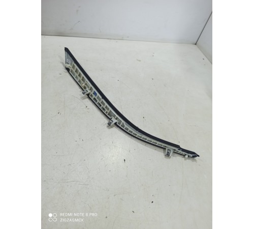 Обшивка крышки багажника(левая)