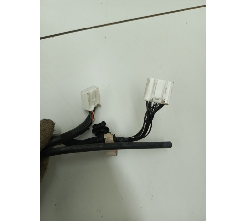 Электропроводка крышки багажника