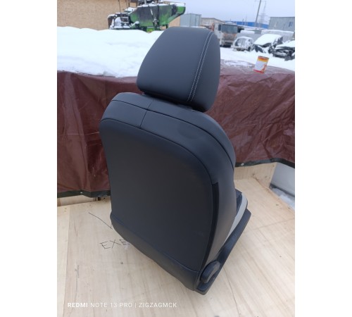 Сиденье переднее правое