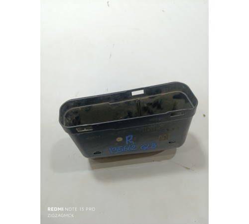 Воздухозаборник правый