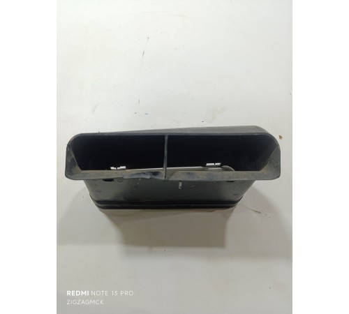 Воздухозаборник правый