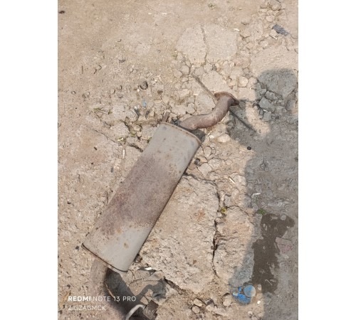 Труба глушителя (резонатор) средняя часть