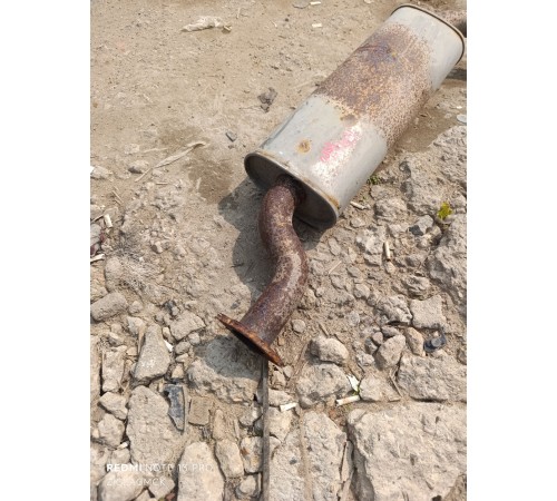 Труба глушителя (резонатор) средняя часть