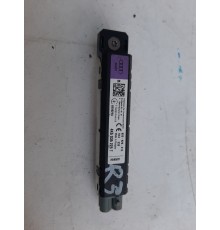 Усилитель антенны задний правый