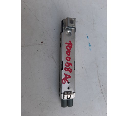 Усилитель антенны задний правый