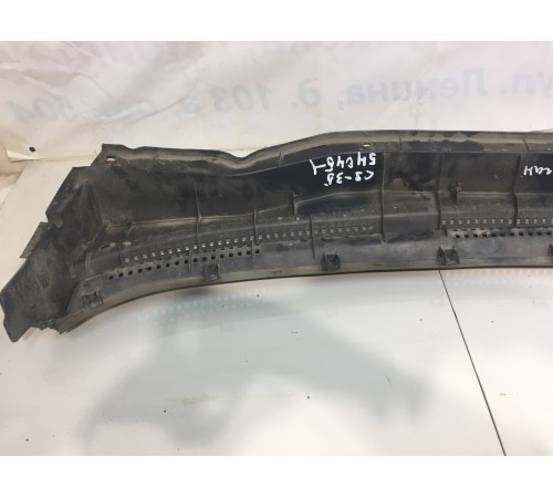 Решетка стеклоочистителя (планка под лобовое стекло)