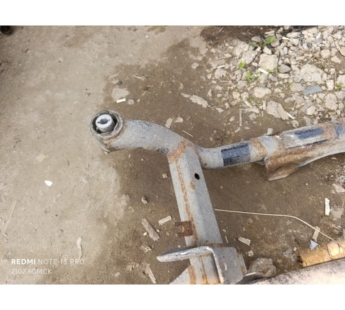 Балка подвески задняя , подрамник