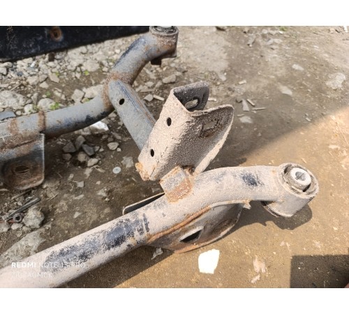 Балка подвески задняя , подрамник