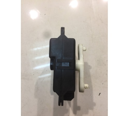 Моторчик привода заслонок отопителя