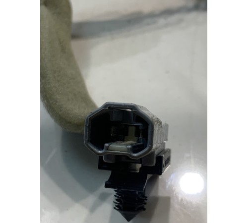 Динамик (низкочастотный) (передний,правый)