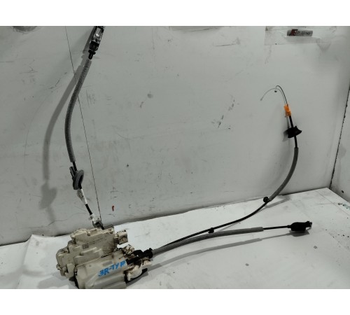 Замок двери (задний правый)