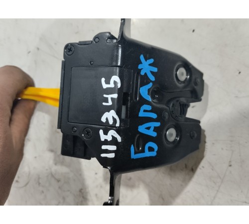 Замок крышки багажника