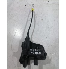 Доводчик двери крышки багажника