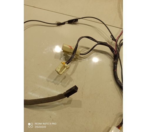 Электропроводка крышки багажника