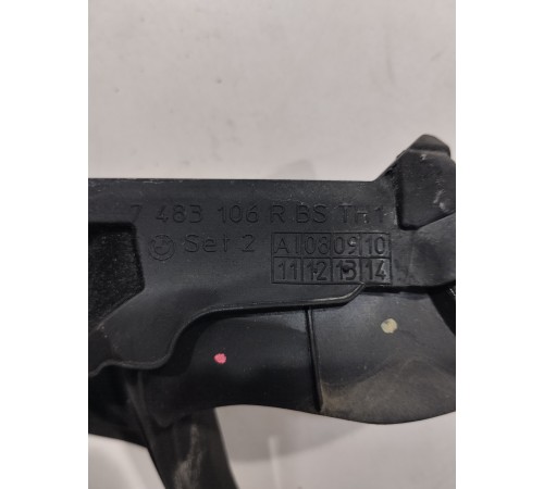 Уплотнитель стекла (задний правый внутренний)