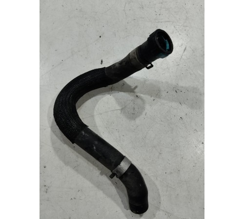 Патрубок системы охлаждения