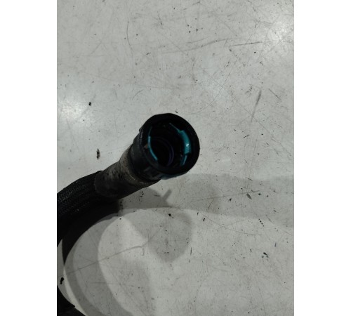 Патрубок системы охлаждения