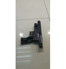 Накладка жабо (левая)