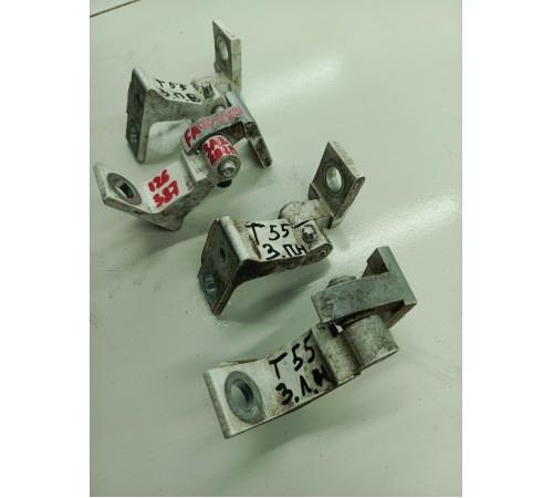 Комплект петель задних дверей