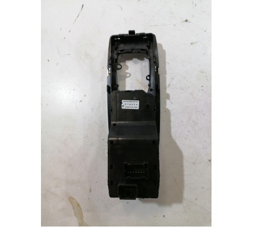 Блок кнопок центральной консоли