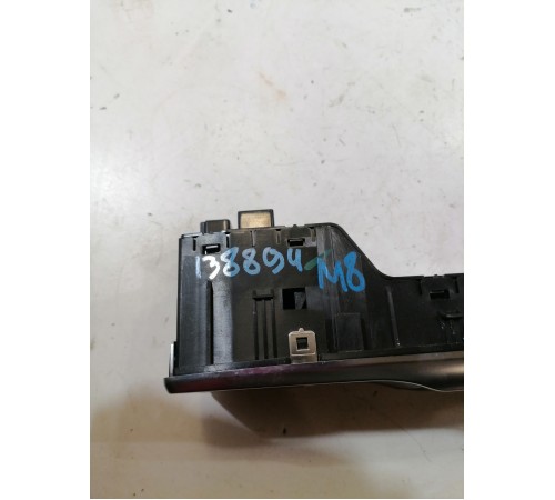 Блок кнопок центральной консоли