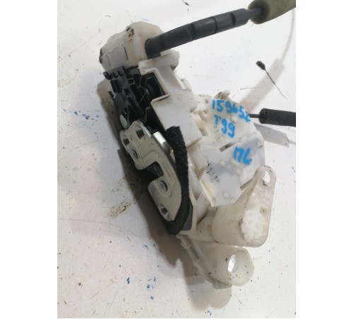 Замок двери передний левый