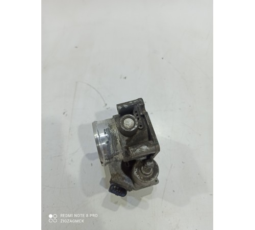 Дроссельная заслонка