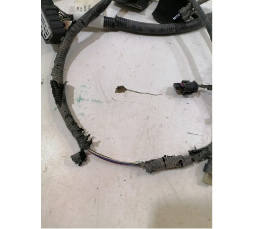 Электропроводка переднего бампера