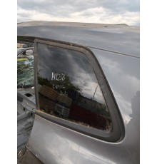 Глухое стекло заднее левое