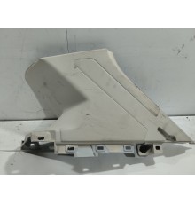 Обшивка задней стойки правая