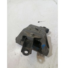 Подушка крепления двигателя правая