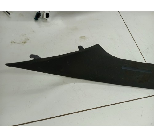 Обшивка стойки лобового стекла левая