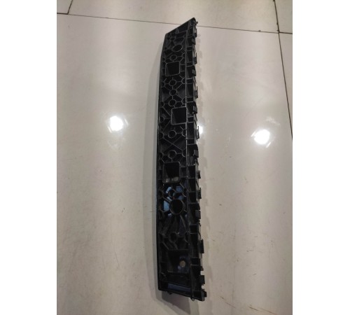 Кронштейн заднего бампера (левый)