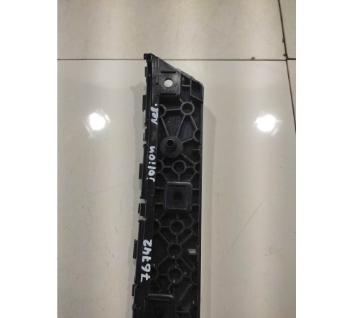 Кронштейн заднего бампера (левый)