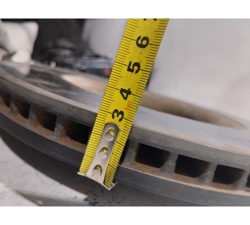 Тормозной диск передний