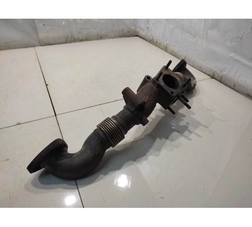 Соединительная труба выпускных коллекторов