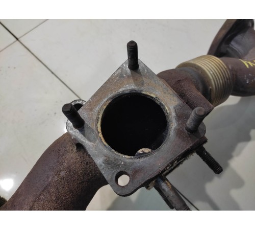 Соединительная труба выпускных коллекторов