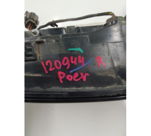 Фонарь задний правый